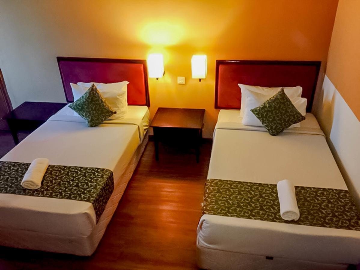 Hotel Legacy Port Dickson Kültér fotó