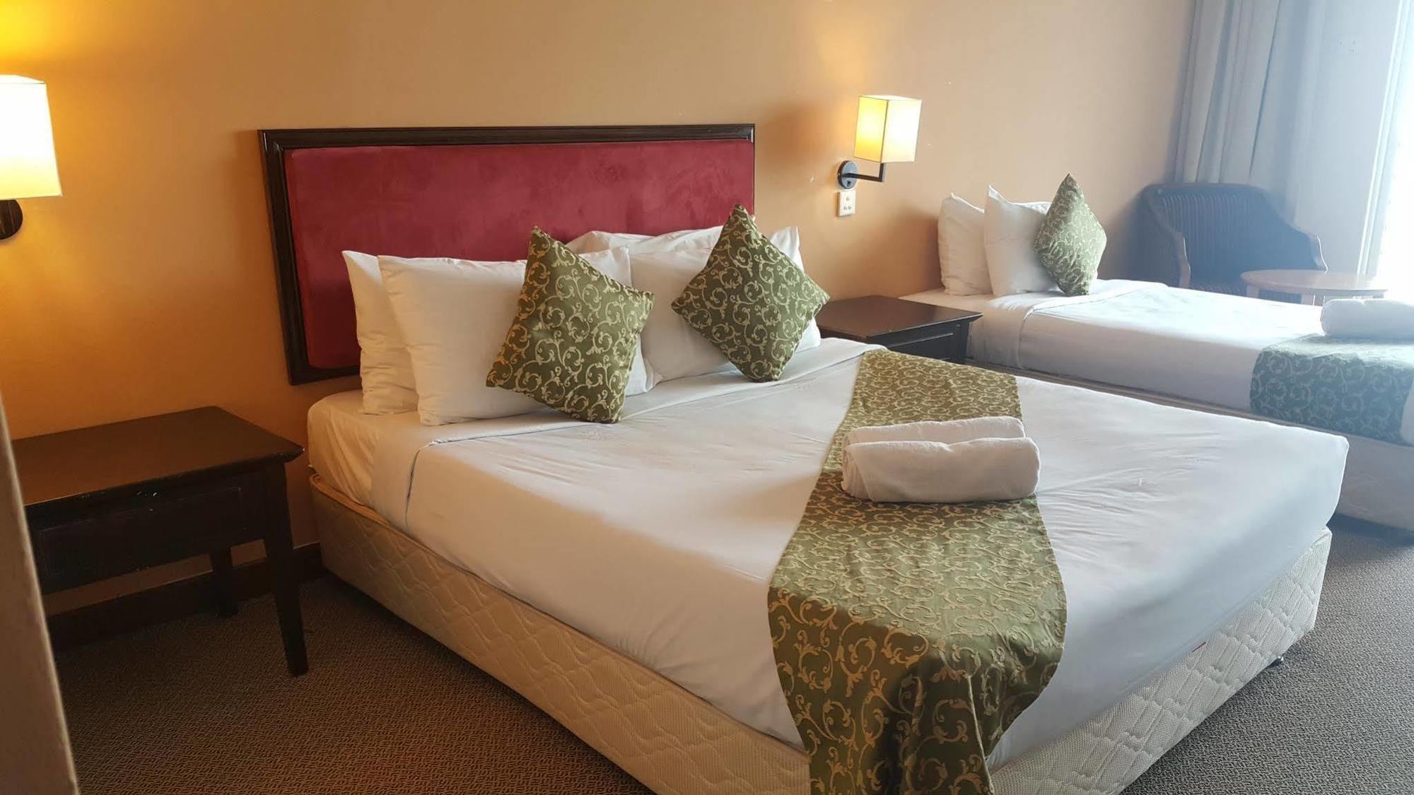 Hotel Legacy Port Dickson Kültér fotó